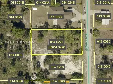 519 Grant Ave, Lehigh Acres, FL 33972