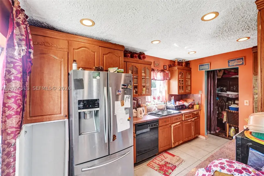 102 NE 206th Ter, Miami Gardens, FL 33179 - #3