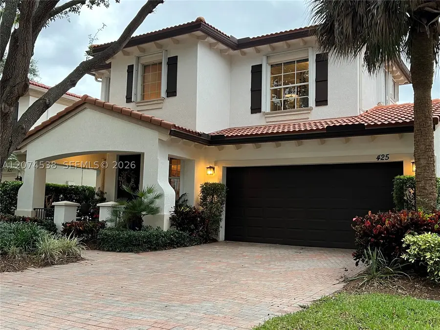 425 Pumpkin Dr, Palm Beach Gardens, FL 33410 - #2
