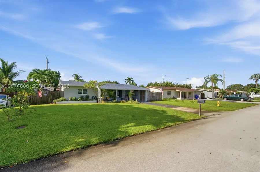1540 NE 34th St, Pompano Beach, FL 33064 - #2