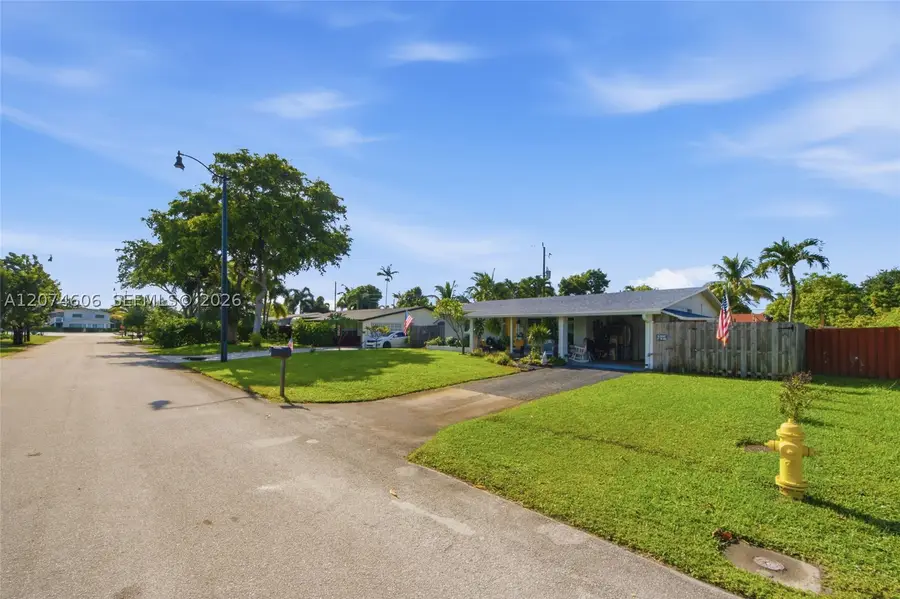 1540 NE 34th St, Pompano Beach, FL 33064 - #3