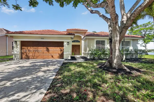 2342 NW 184th Ter, Pembroke Pines, FL 33029