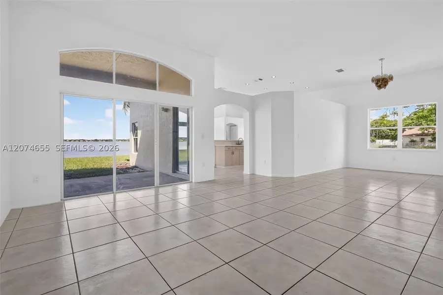 2342 NW 184th Ter, Pembroke Pines, FL 33029 - #2
