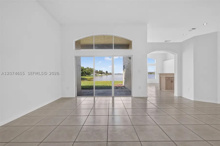 2342 NW 184th Ter, Pembroke Pines, FL 33029 - #3