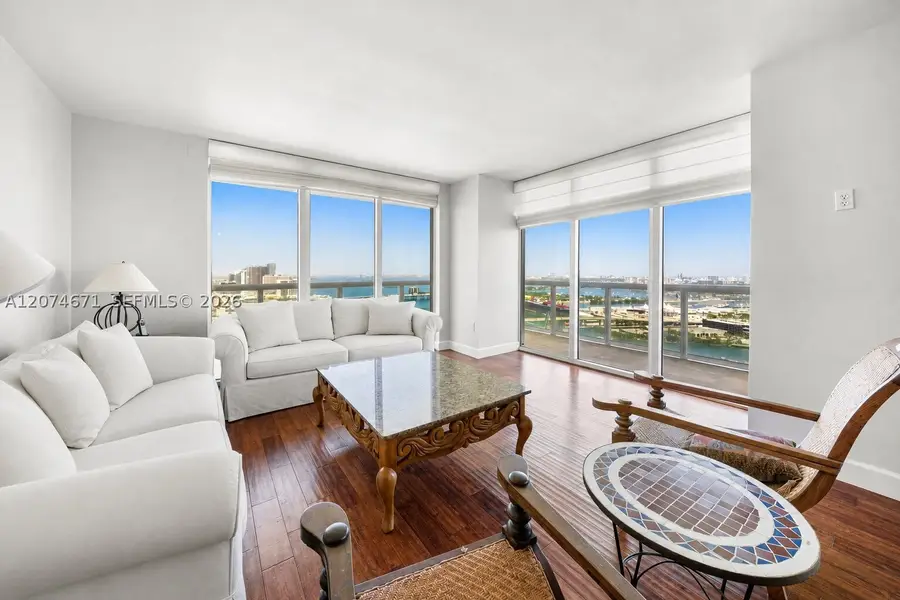 50 Biscayne Blvd #4402, Miami, FL 33132 - #2