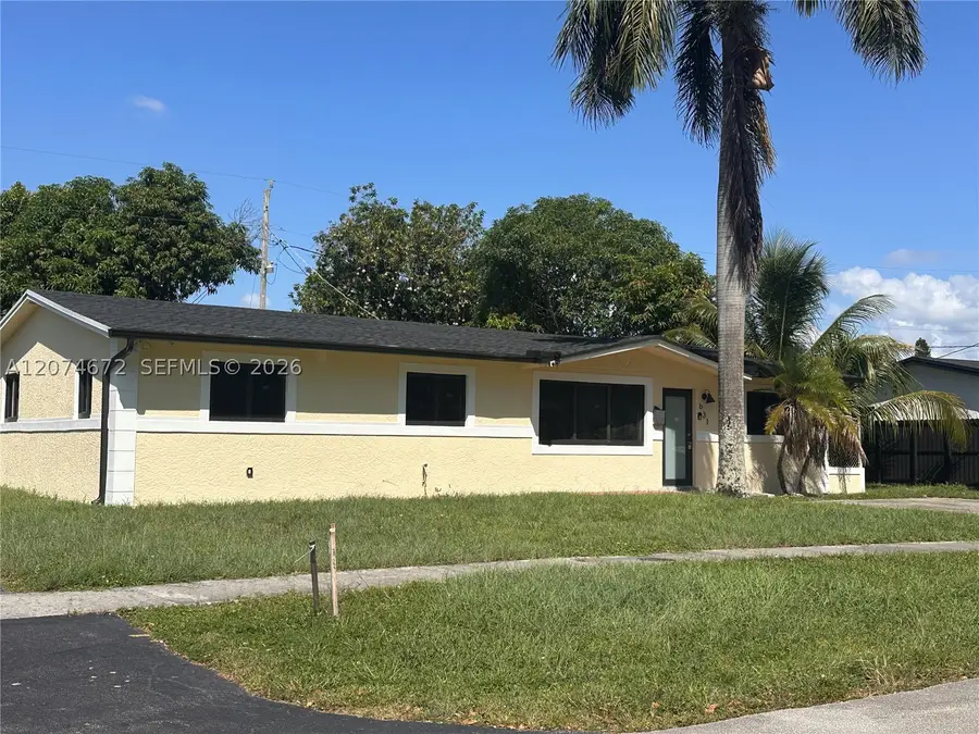 631 NW 37th Ave, Lauderhill, FL 33311 - #2