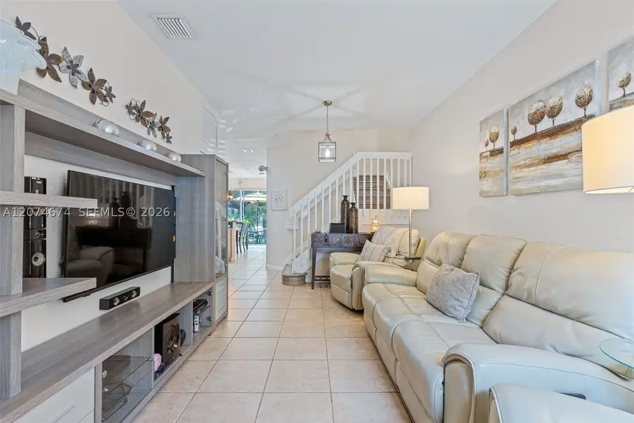 1034 NE 30th Ave, Homestead, FL 33033 - #2