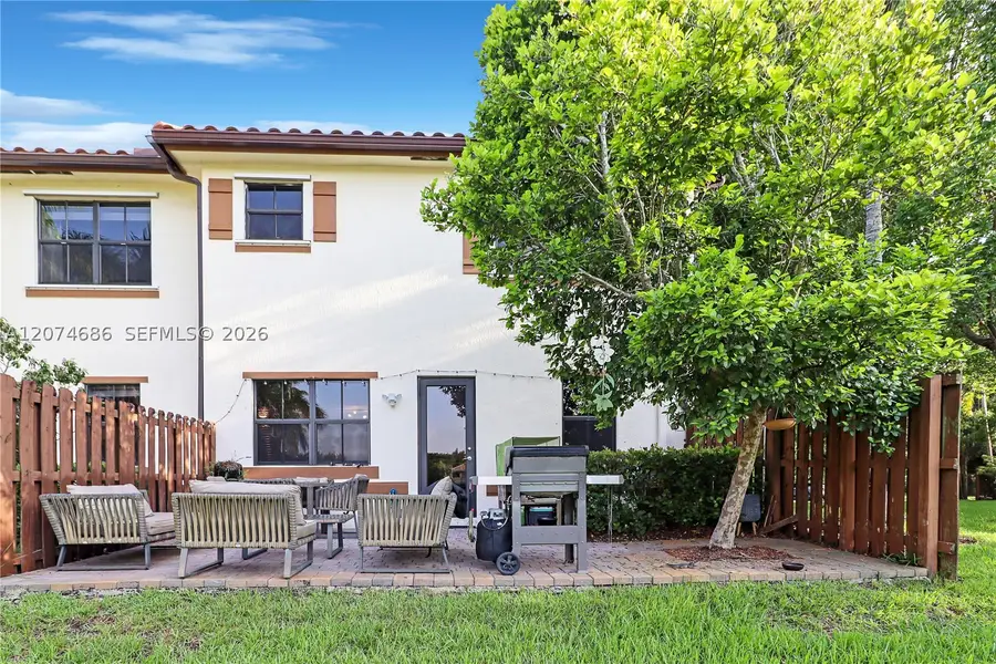 12365 S Village Cir, Davie, FL 33325 - #2