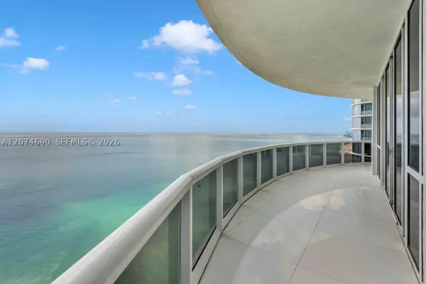 15811 Collins Ave #3001, Sunny Isles Beach, FL 33160