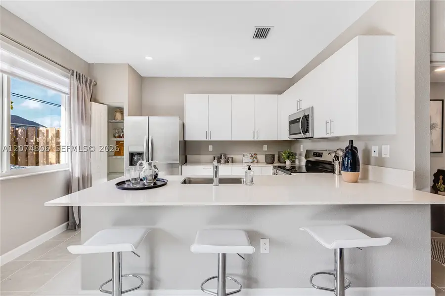 754 SE 15 St, Homestead, FL 33034 - #2