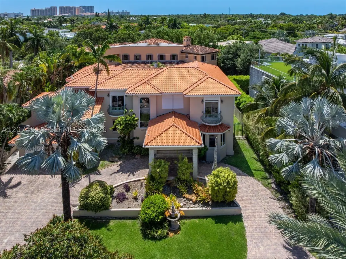 501 Bay Lane, Key Biscayne, FL 33149 - #1