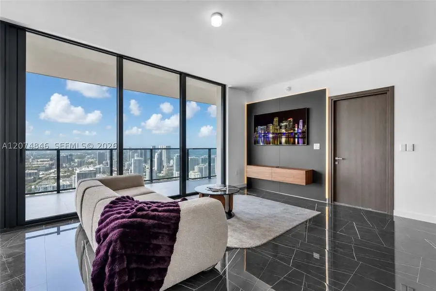 20 NE 11th Street #6101, Miami, FL 33132 - #3