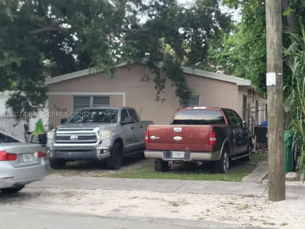 1120 NE 111th St, Miami, FL 33161