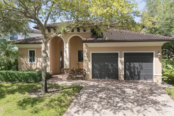 11404 Four Fillies Rd, Pinecrest, FL 33156
