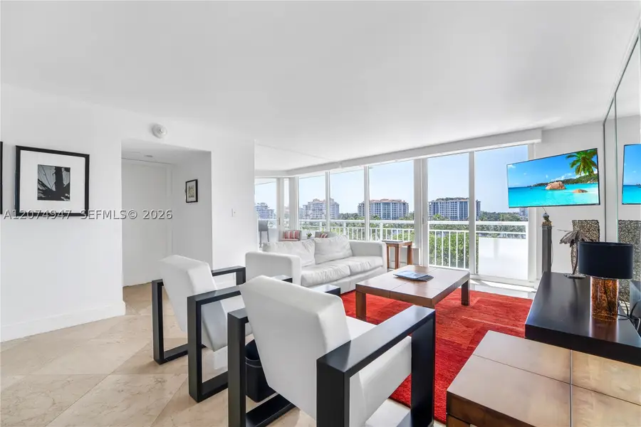 400 S Pointe Dr #505, Miami Beach, FL 33139 - #2