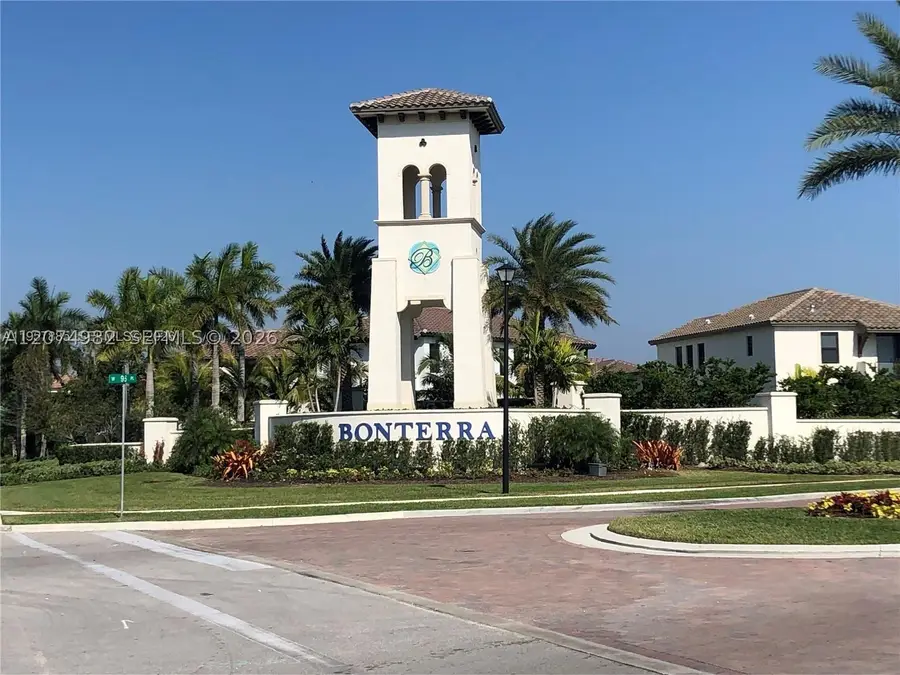 3564 W 97th St, Hialeah, FL 33018 - #2