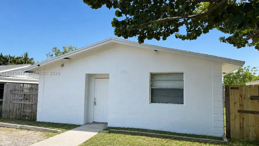 2250 NW 4th Ct, Pompano Beach, FL 33069 - #2