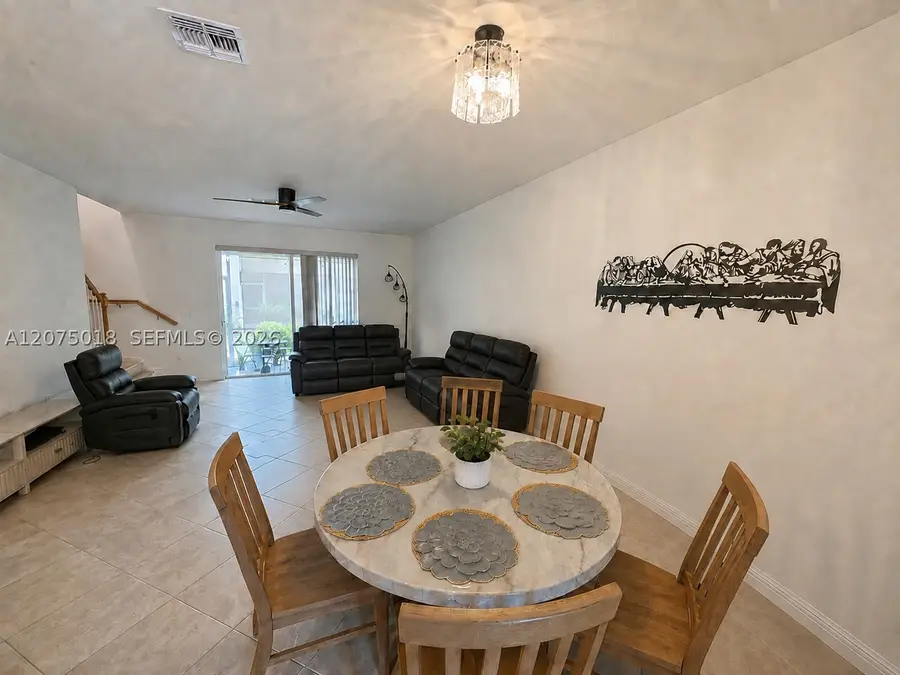 2884 Citrus St, Naples, FL 34120 - #3