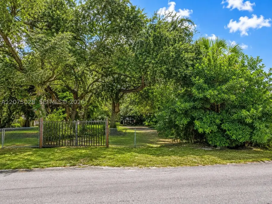 7726 NW 4th Ave, Miami, FL 33150 - #2