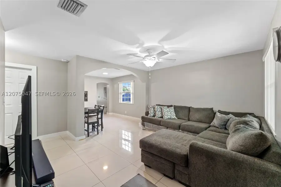 6416 Franklin St, Hollywood, FL 33024 - #3