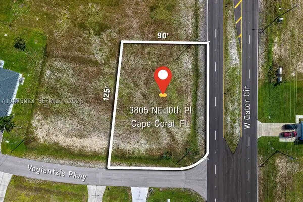 3805 NE 10th Pl, Cape Coral, FL 33909