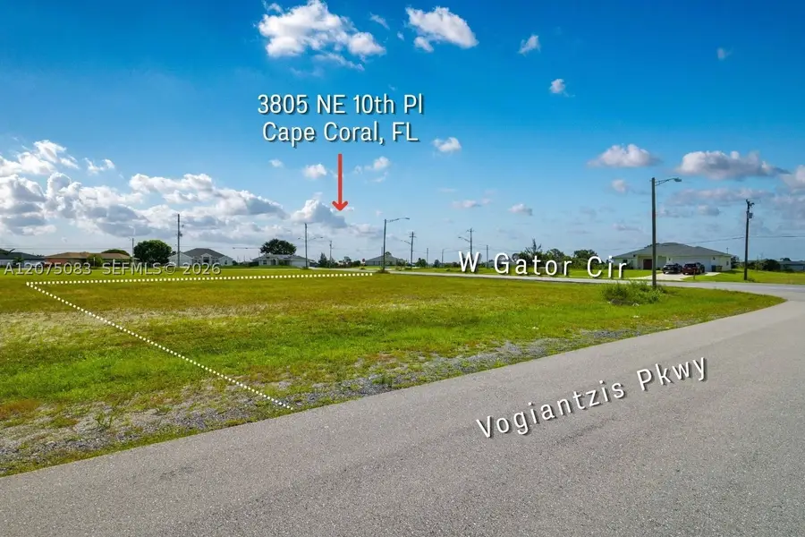3805 NE 10th Pl, Cape Coral, FL 33909 - #3