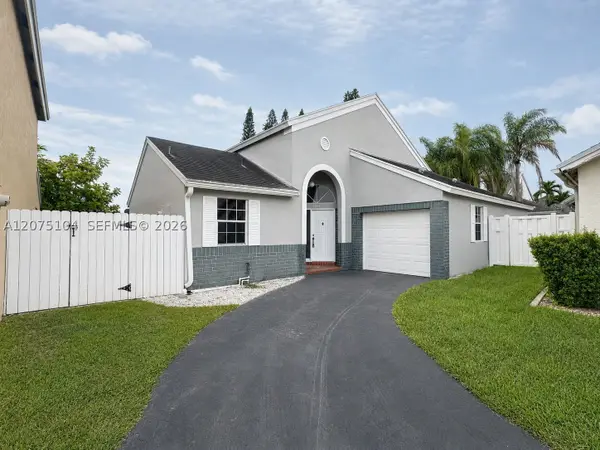 1181 SW 108th Ter, Davie, FL 33324