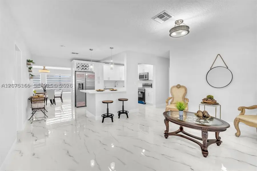 741 NE 8th St, Pompano Beach, FL 33060 - #3