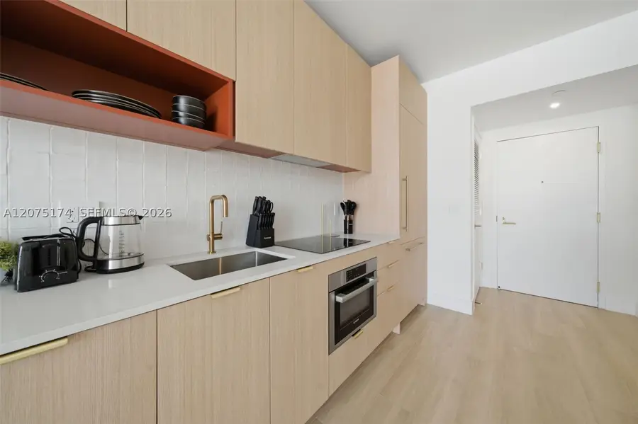 90 NE 32nd St #811, Miami, FL 33137 - #2