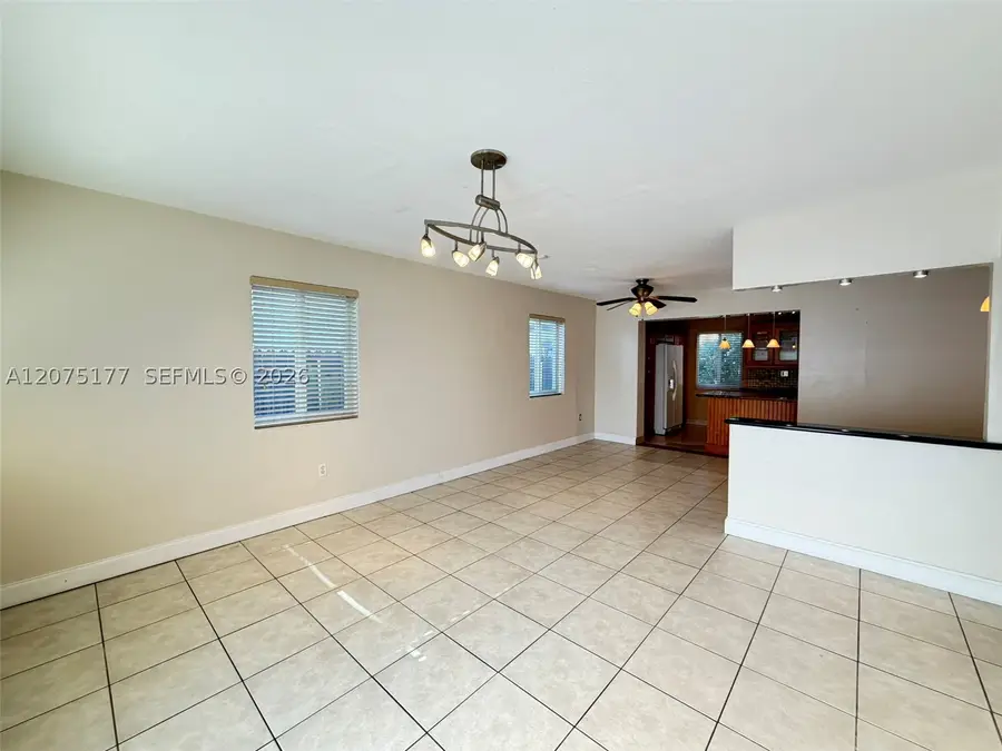4585 E 9th Ln, Hialeah, FL 33013 - #3