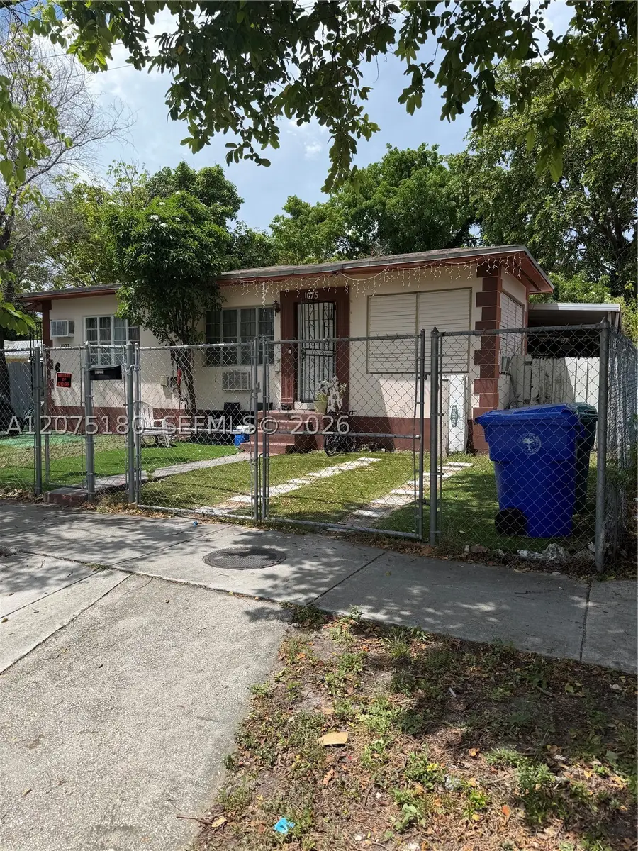 1075 NW 28th St, Miami, FL 33127 - #2