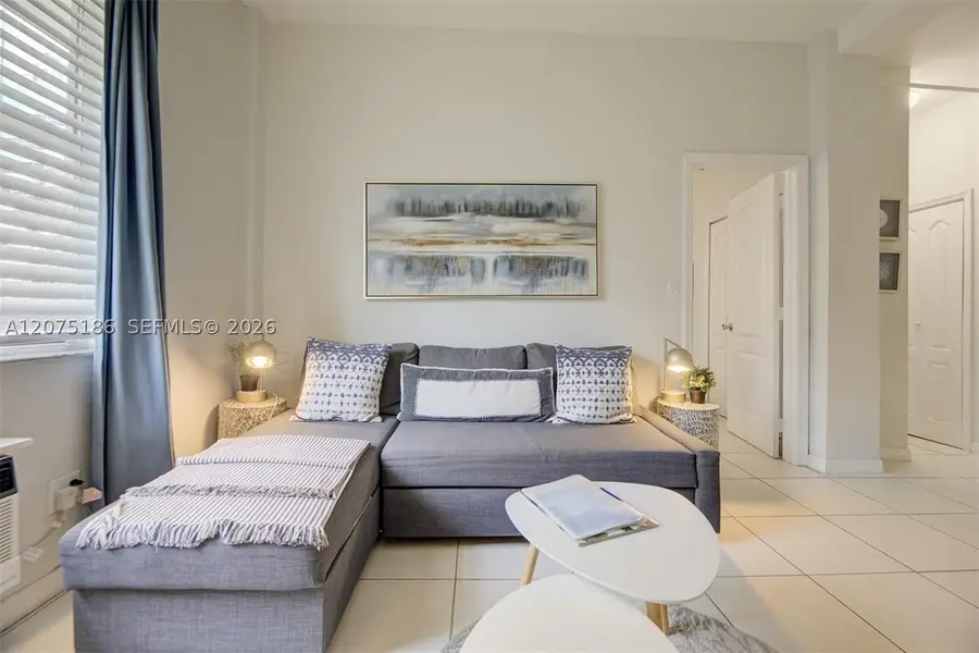 3030 Collins Ave #1G, Miami Beach, FL 33140 - #2