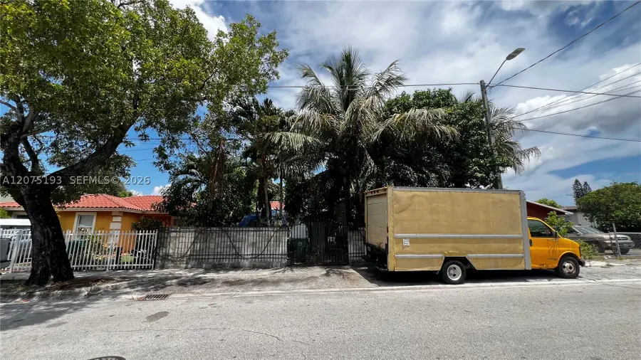 1531 NW 59th St, Miami, FL 33142 - #3