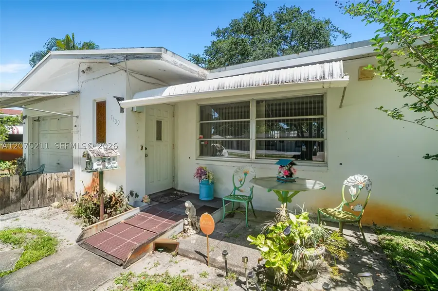 7509 Garfield St, Hollywood, FL 33024 - #2