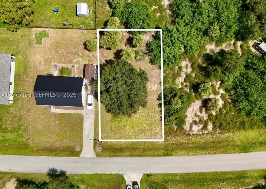 2038 S Montana Cir, Labelle, FL 33935 - #1
