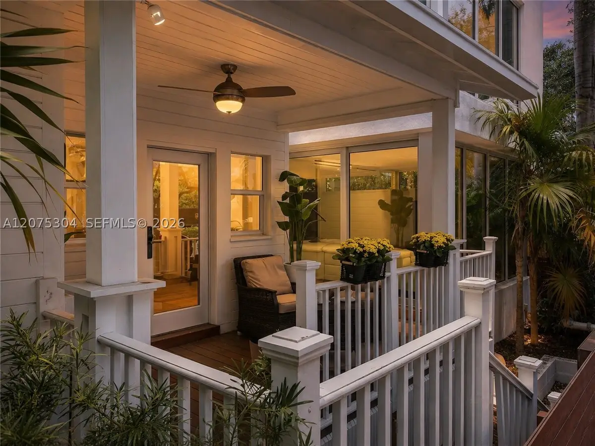 234 Washington Ave #A, Miami Beach, FL 33139 - #1