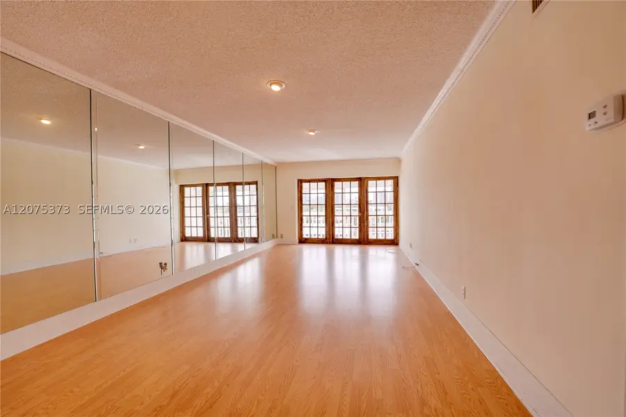 455 Paradise Isle Blvd #402, Hallandale Beach, FL 33009 - #3