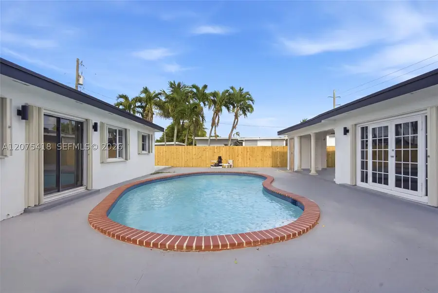 275 W 13th St, Hialeah, FL 33010 - #3