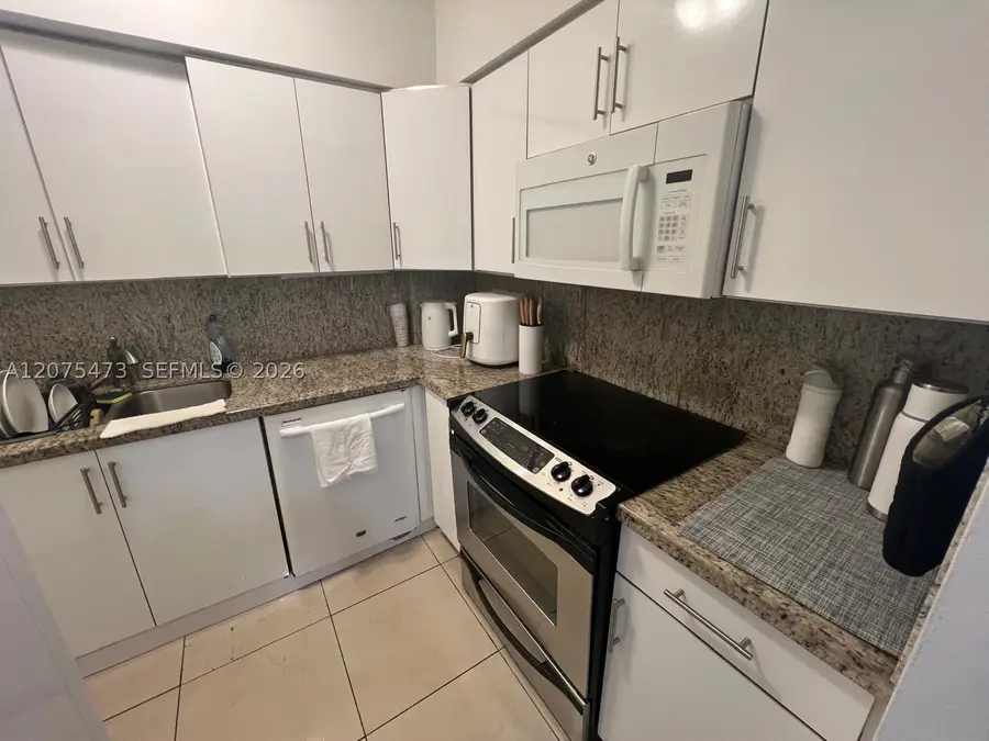 7441 Wayne Ave #3O, Miami Beach, FL 33141 - #3