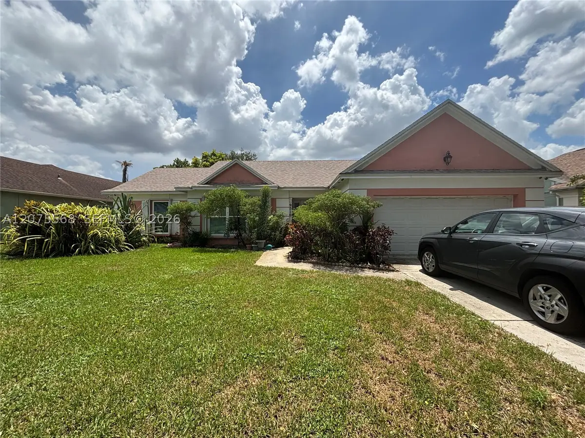9510 Ashley Dr, Miramar, FL 33025 - #1