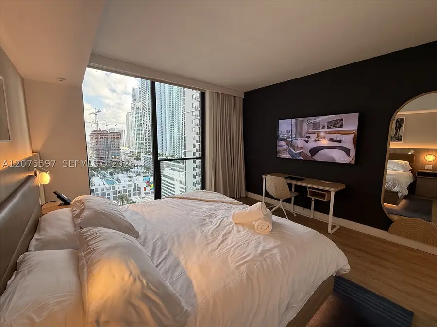159 NE 6th St #1920, Miami, FL 33132 - #3