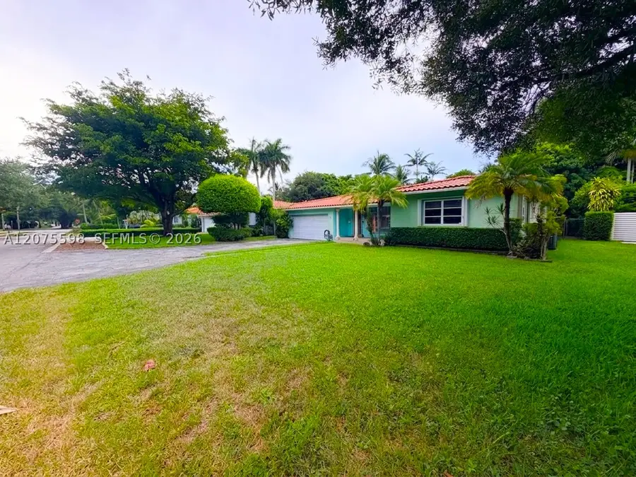 951 NE 115th St, Biscayne Park, FL 33161 - #3