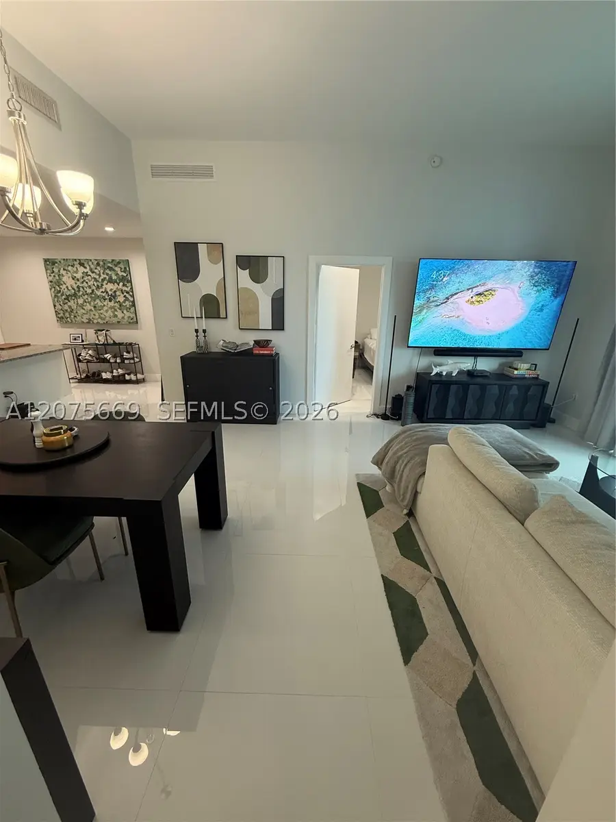 951 Brickell Ave #4105, Miami, FL 33131 - #3