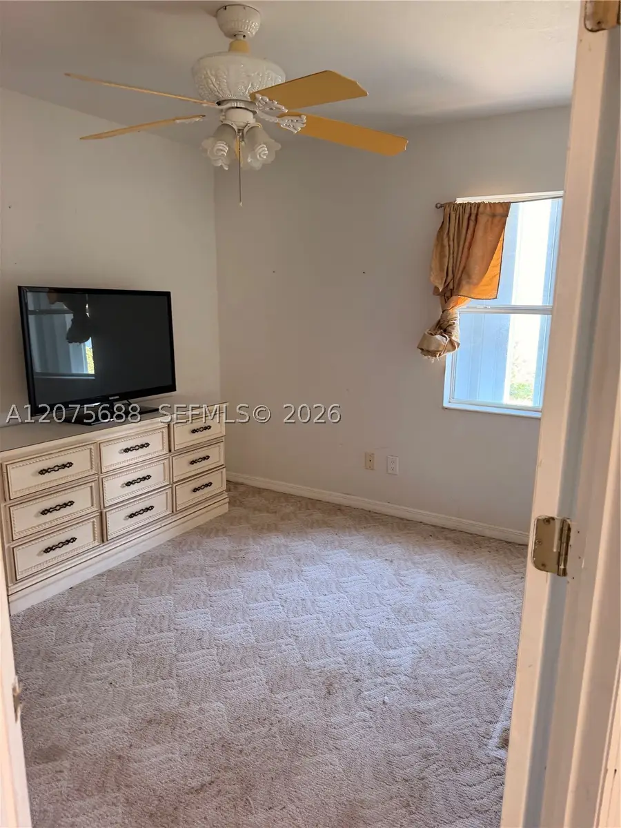 921 Redwood St, Daytona Beach, FL 32117 - #3