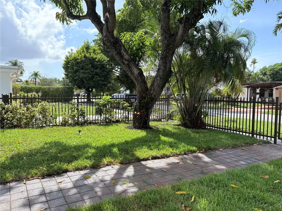 4291 SW 14th St, Miami, FL 33134 - #2