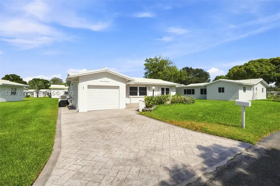 1431 NW 85th Way, Plantation, FL 33322 - #2