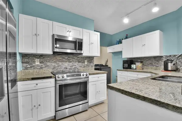 1419 Avon Ln #216, North Lauderdale, FL 33068