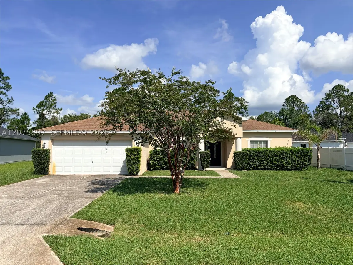79 Wheatfield Dr, Palm Coast, FL 32164 - #1