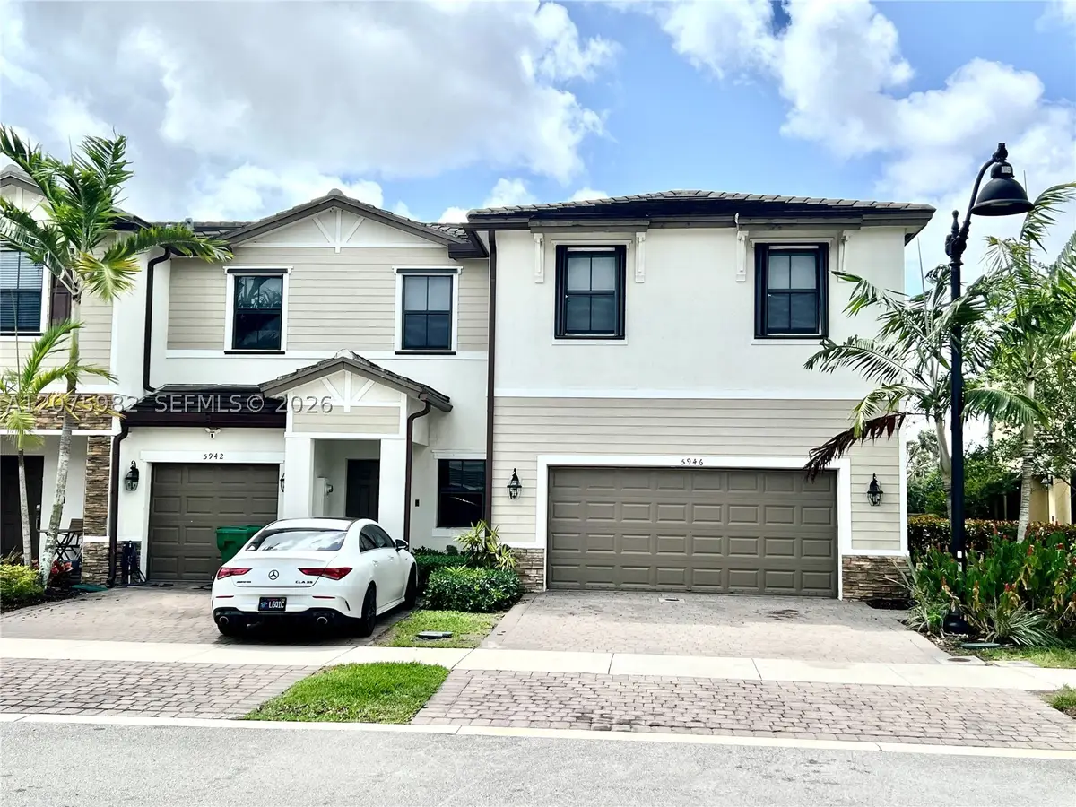 Address Withheld By Seller, Davie, FL 33314 - #1
