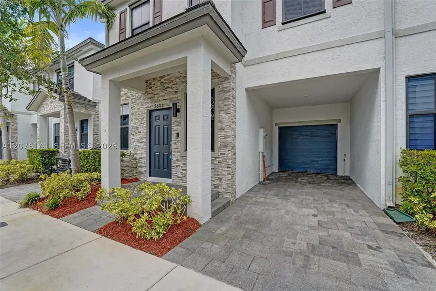 2805 SW 17 Avenue, Fort Lauderdale, FL 33315 - #3